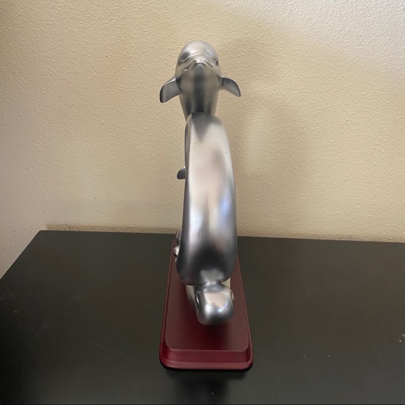NWT HALLMARK DOLPHIN CIRCLE STATUE - Picture 5 of 7